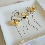 Gold Signet Heart Ring