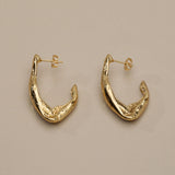 Χρυσοί Κρίκοι με Καμπύλη Φόρμα