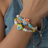 Χρωματιστό Βραχιόλι Με Πολύχρωμες Χάντρες Και Ψαράκι