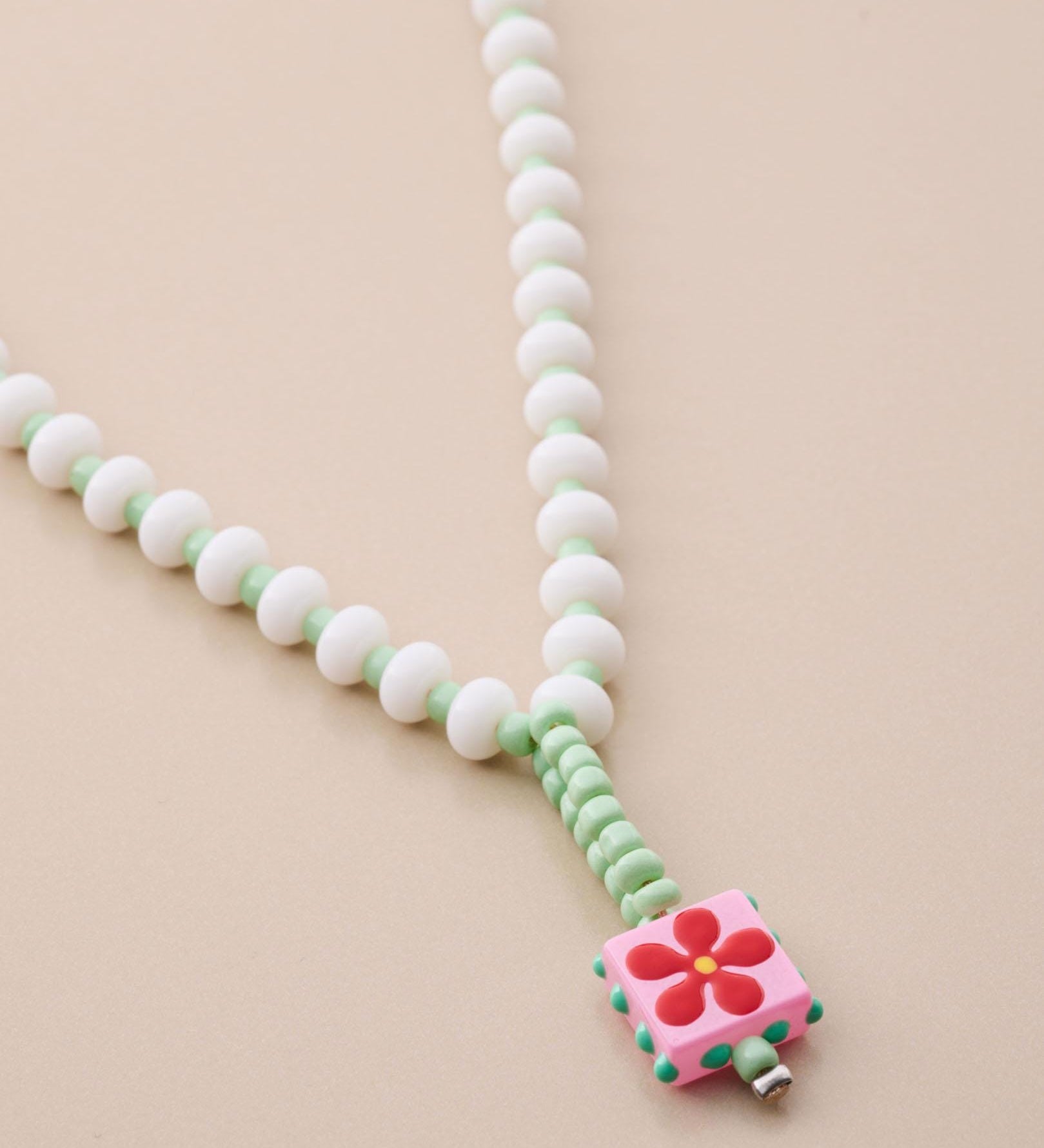 Colorful Seed Bead Necklace With Daisy Pendant
