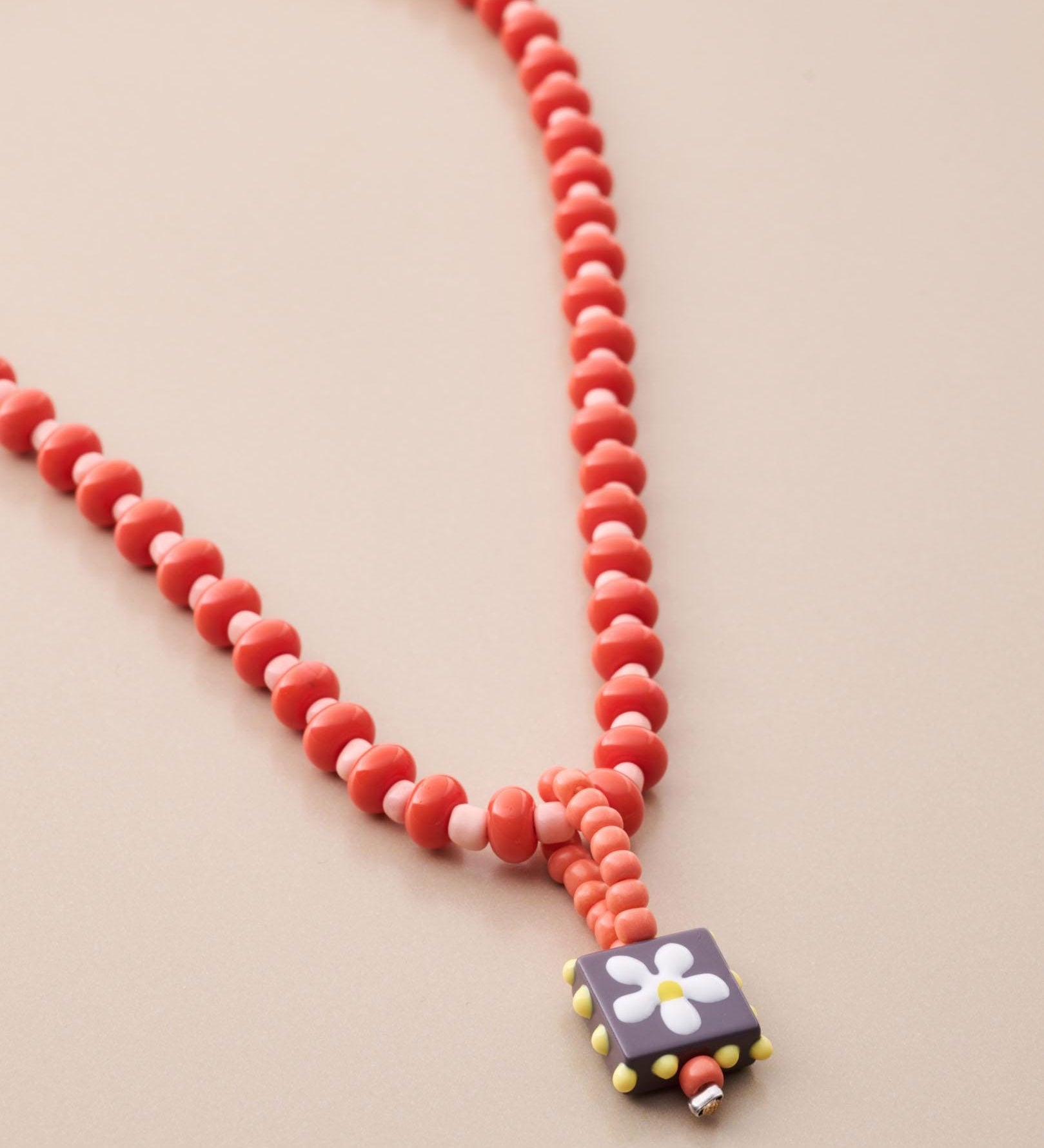 Colorful Seed Bead Necklace With Daisy Pendant