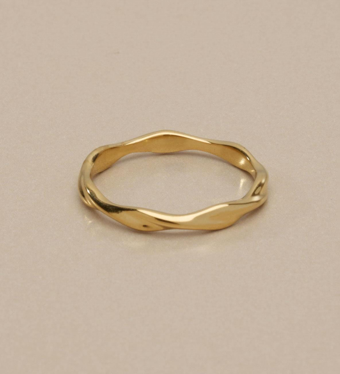 Thin Gold Band, Twisted Or Wavy